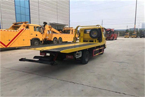 乡宁非事故拖车