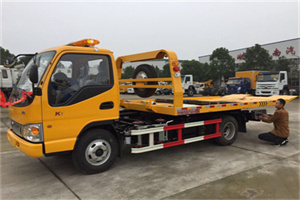 乡宁哪里有拖车服务